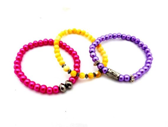 bracelets en perle jaune violet et rose